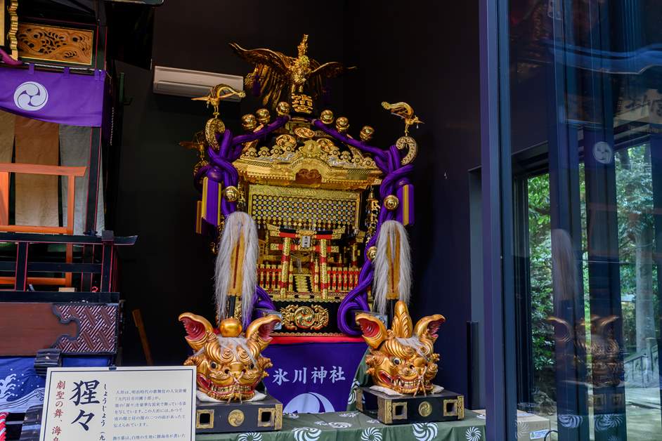 通常の神輿の8倍もの重さがある宮神輿